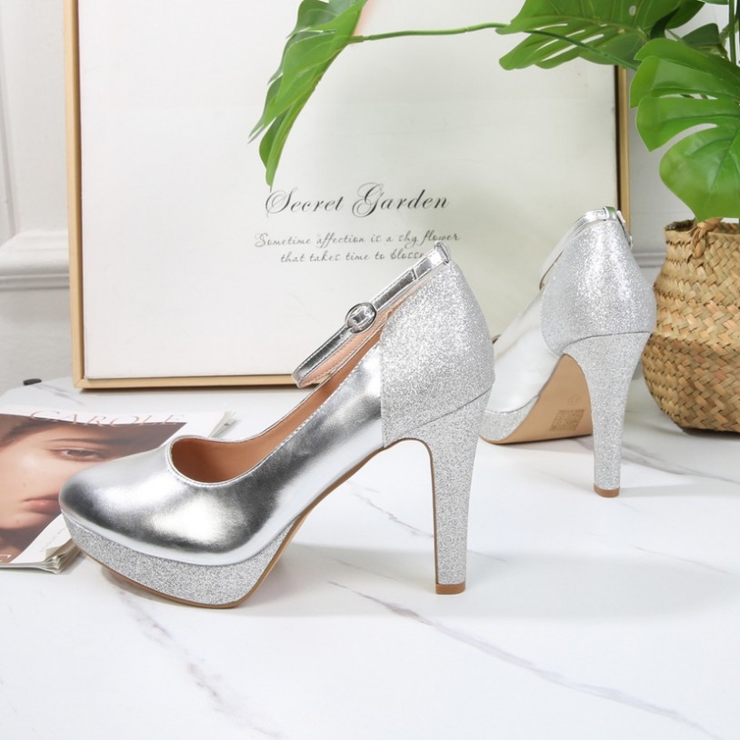 DMF008 Grande pointure