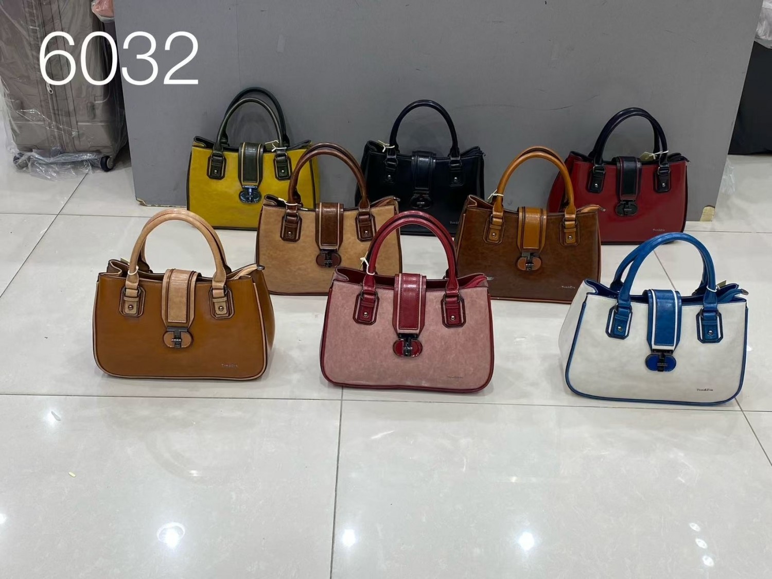 24B-6032 (f2
