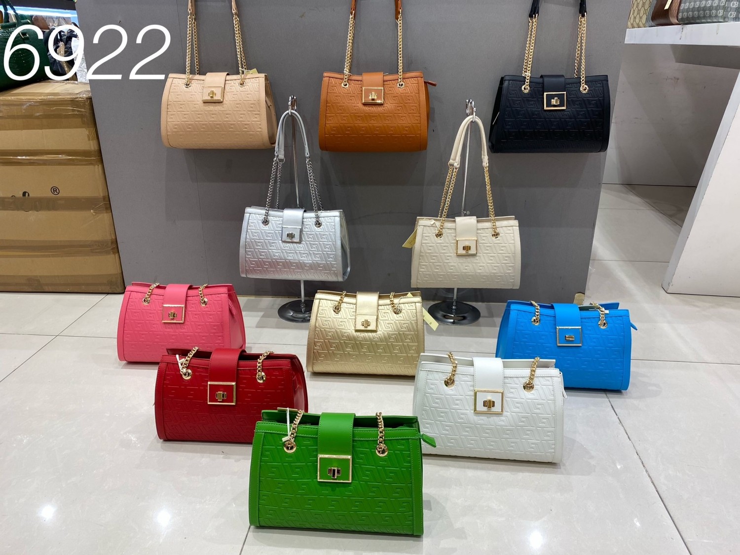 6922 (3FB2