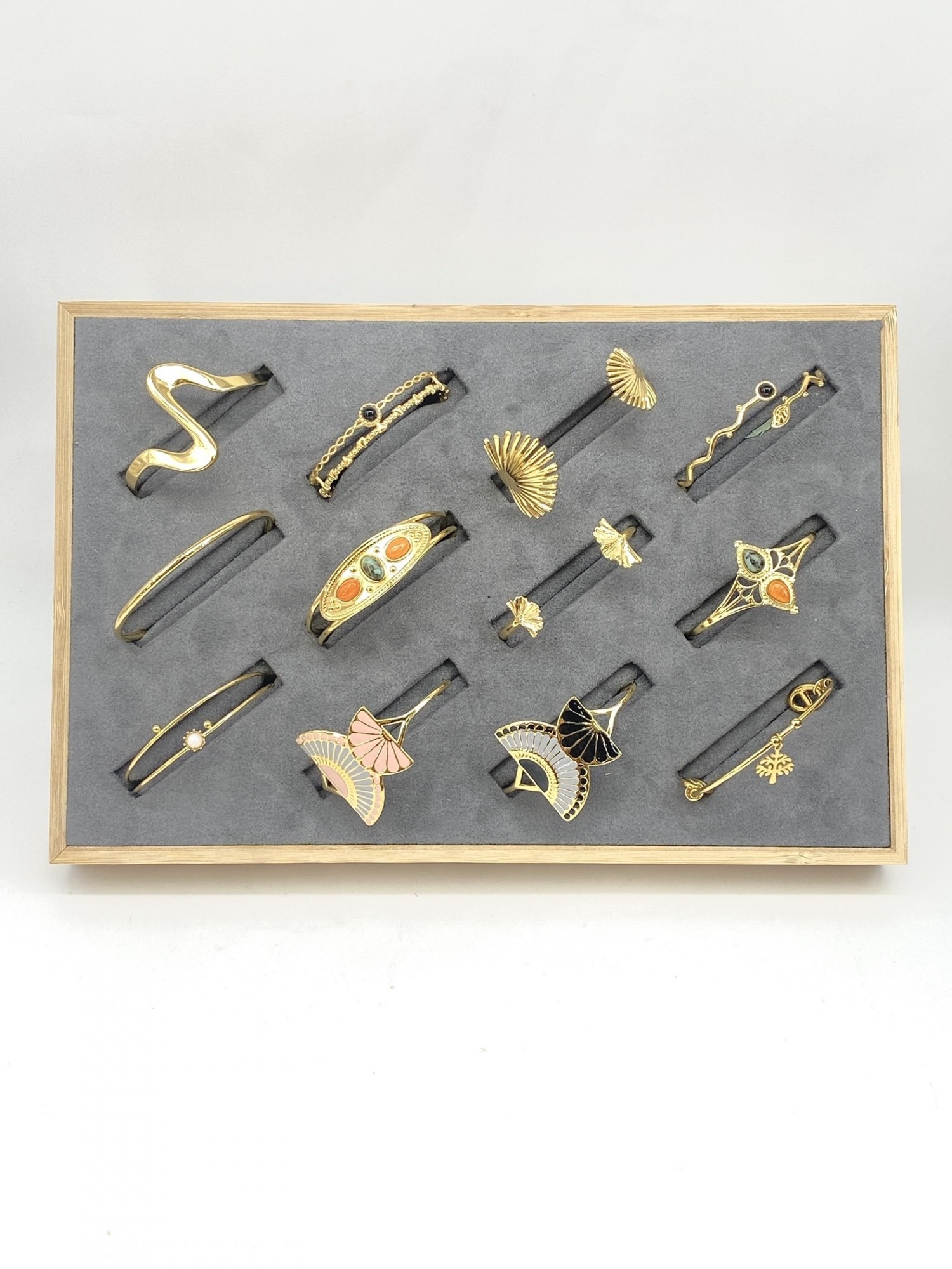 LOT12BRAC750-1