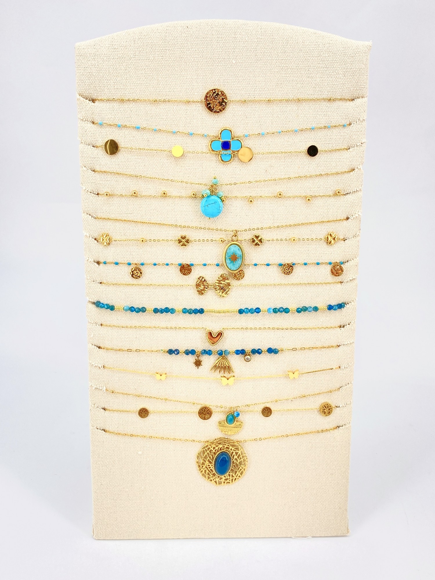 LOT16COLL660-1