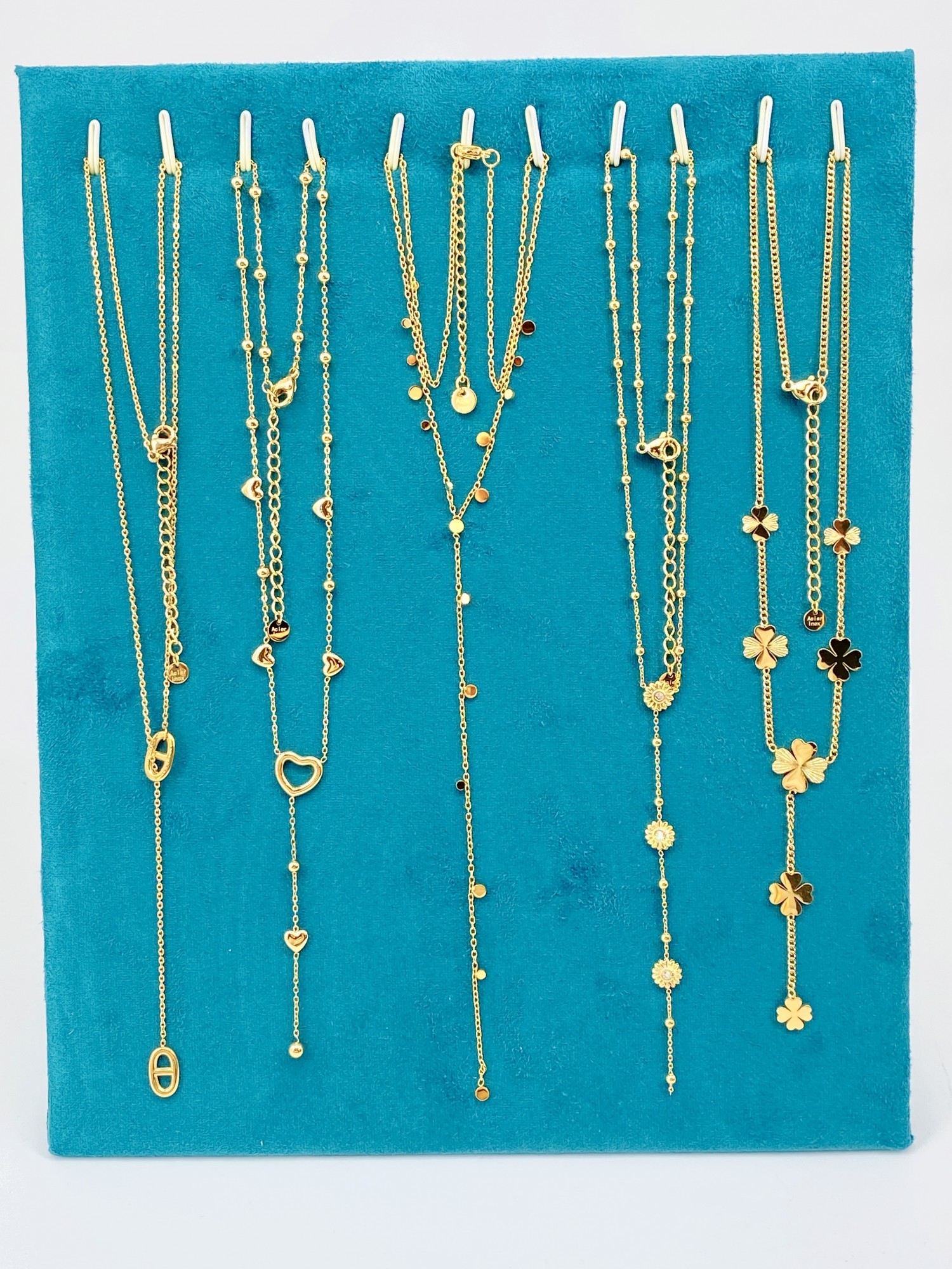 LOT5COLL285-2