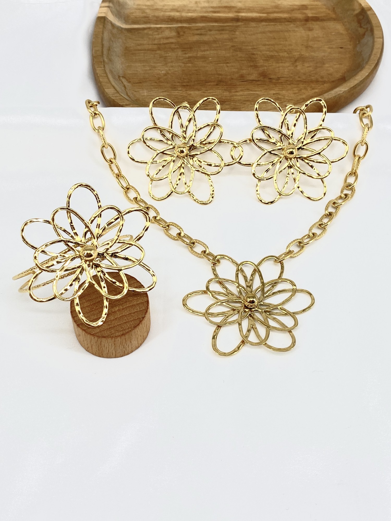 PARURE190-1