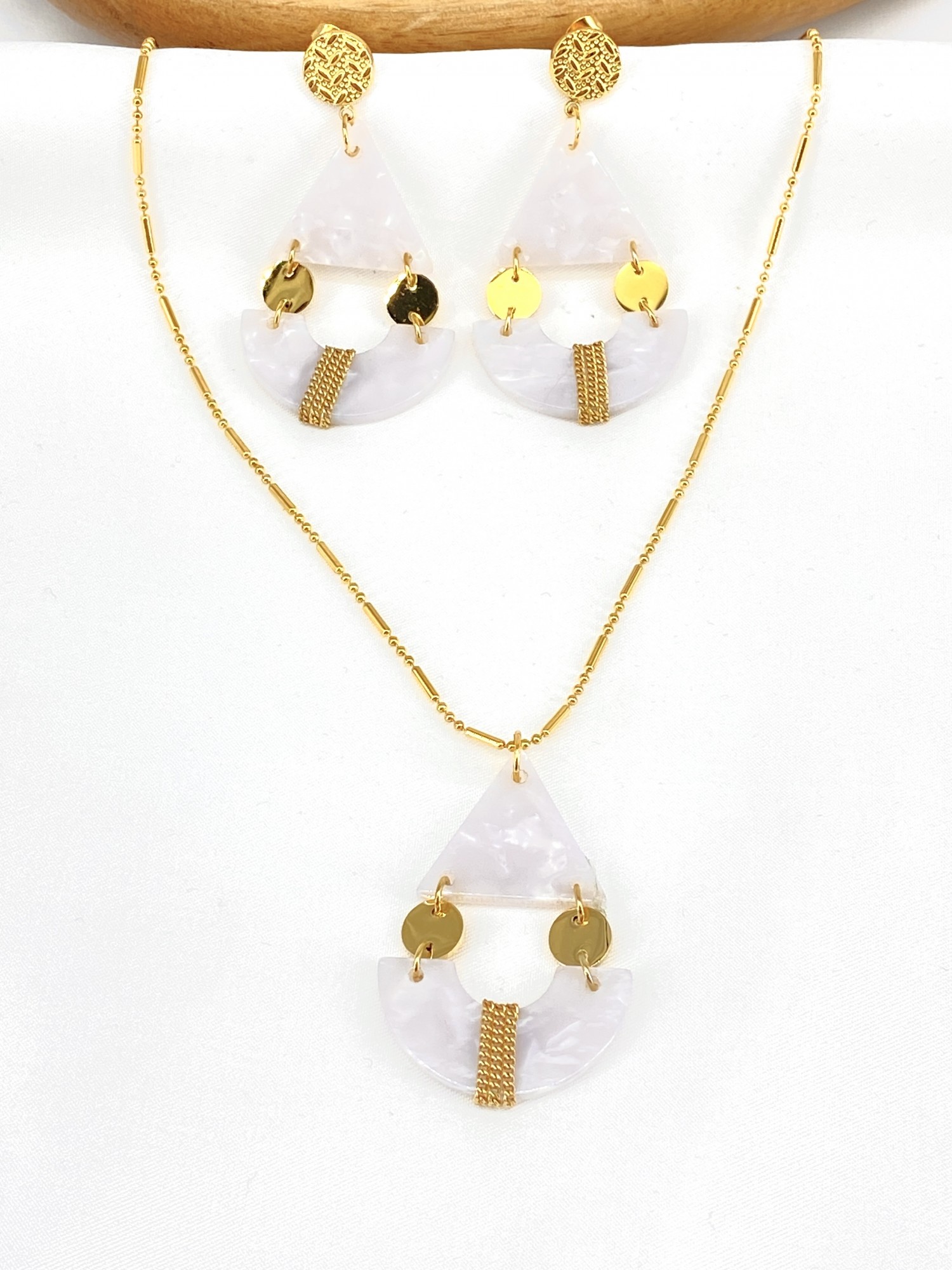 PARURE85-2