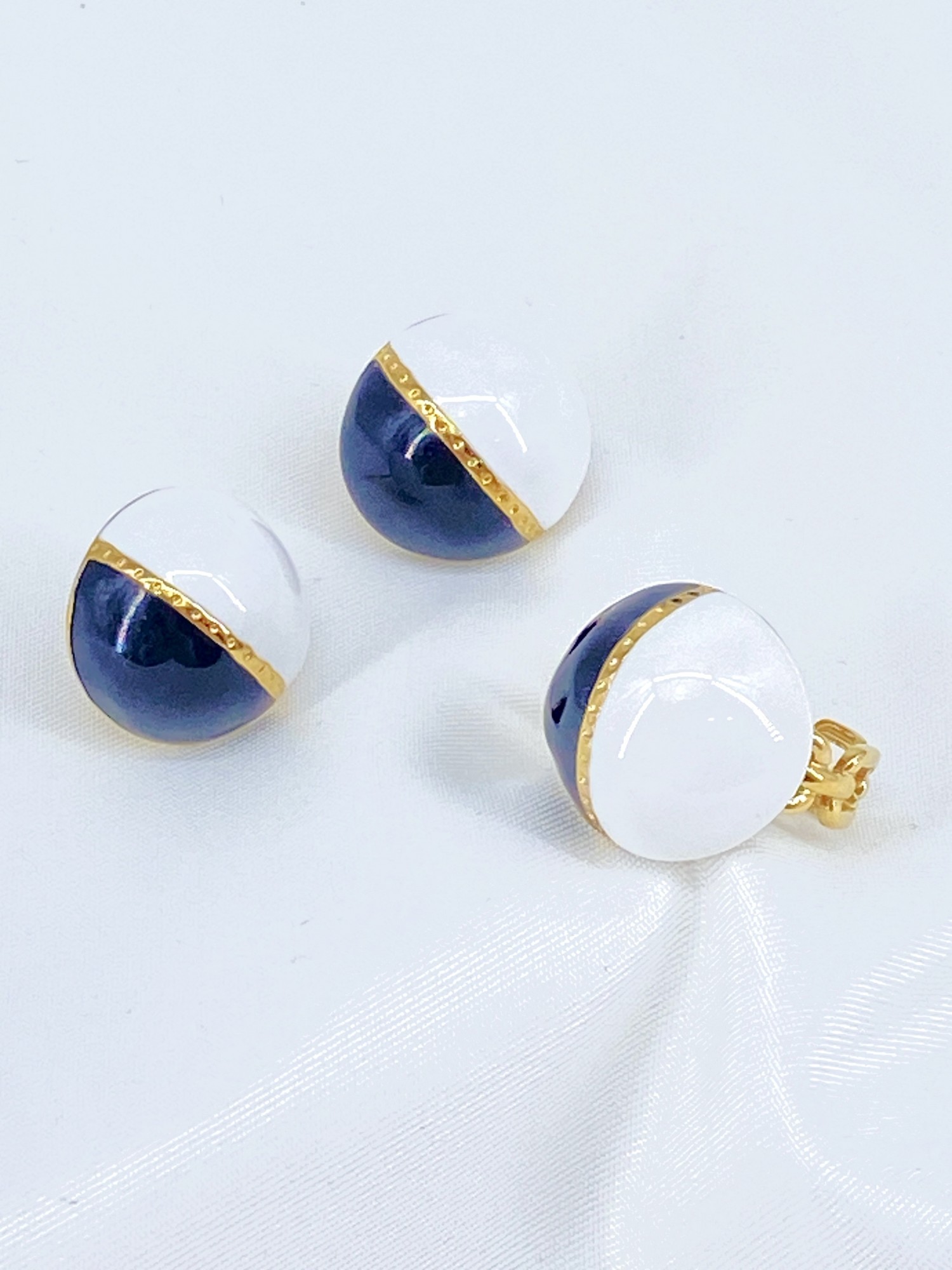 PARURE85-9