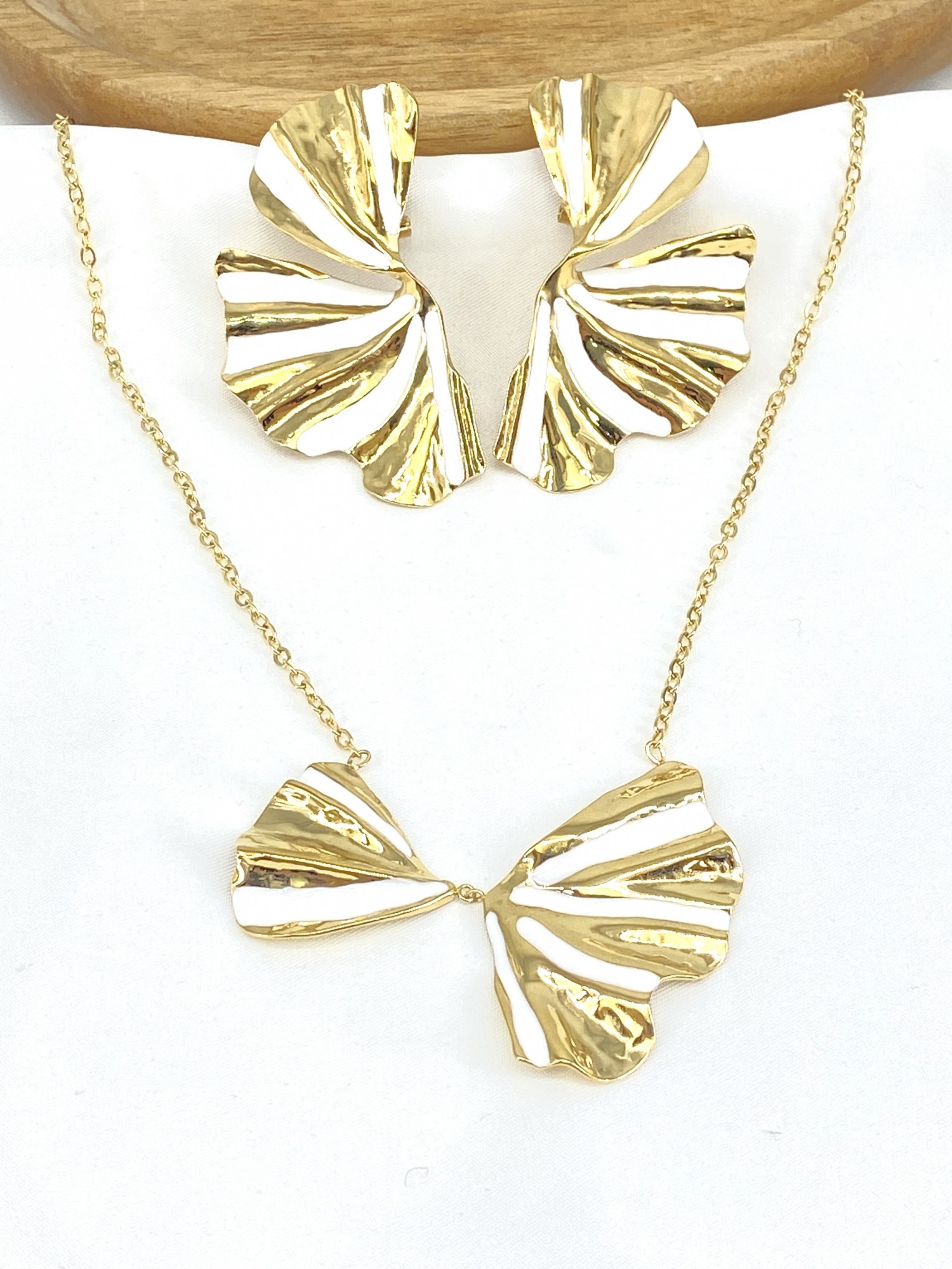 PARURE88-3
