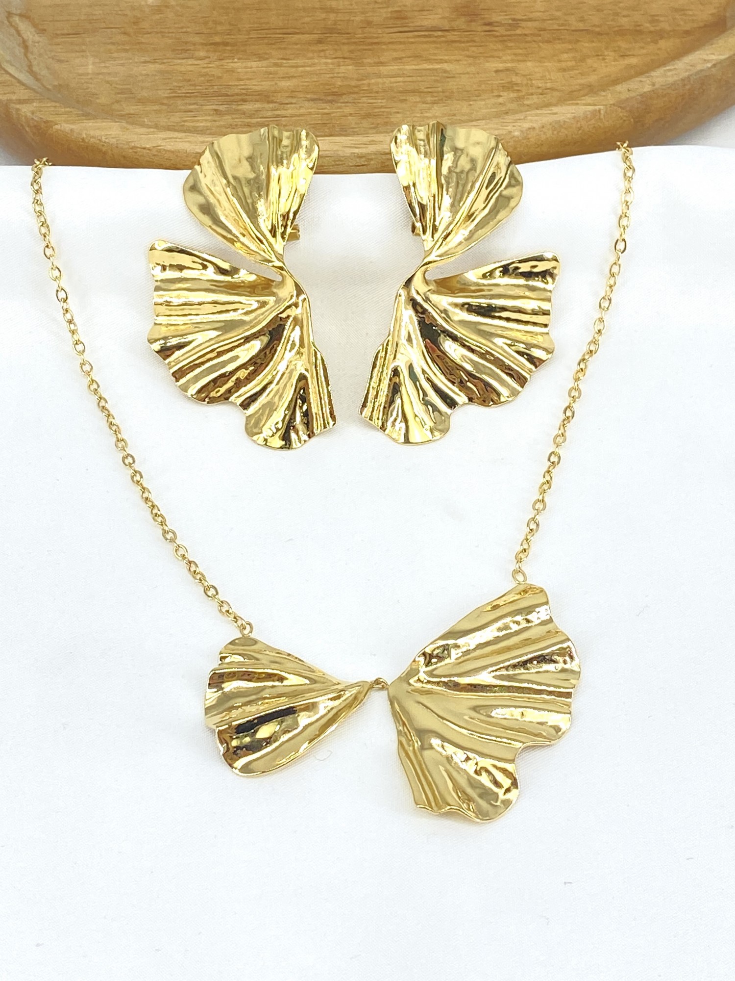 PARURE88-4