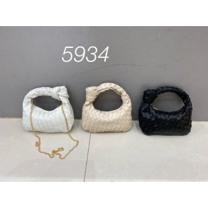 24P-5934(B7